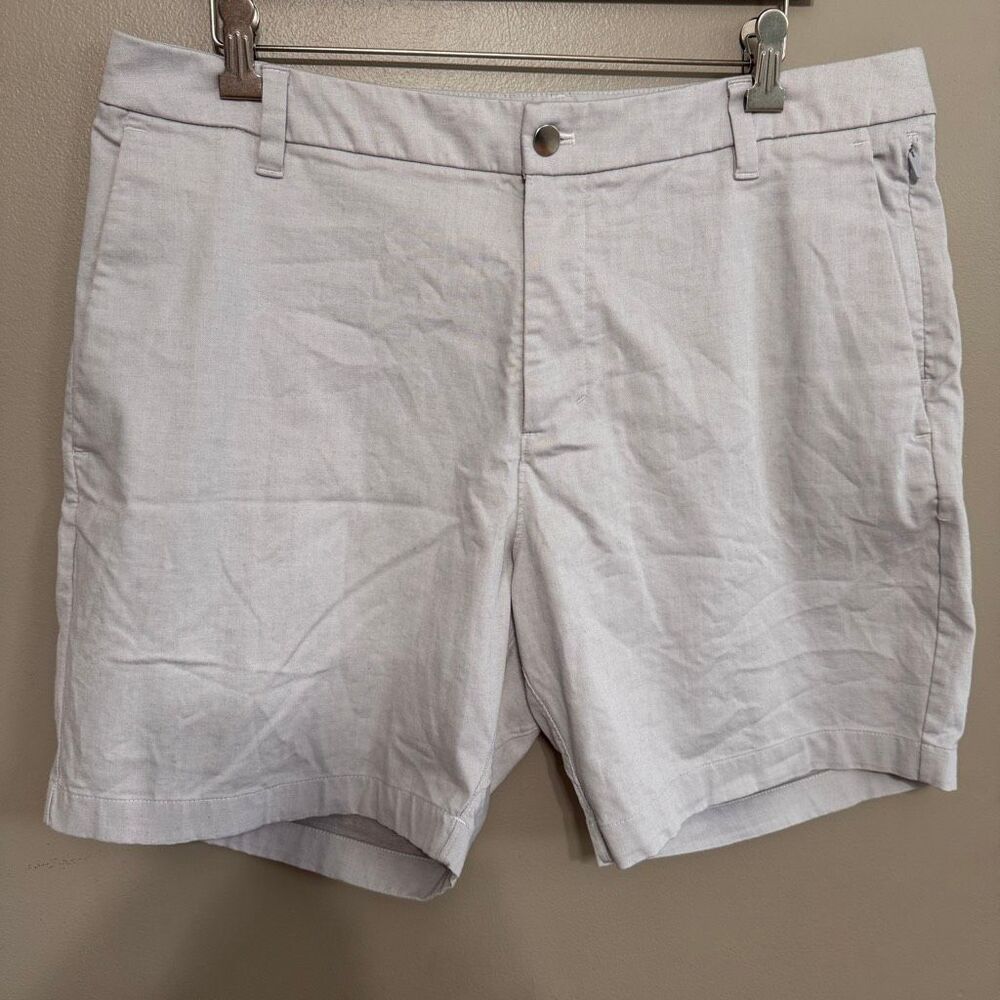 Lululemon Commission Classic-Fit Short 7" *Oxford silver blue size 36